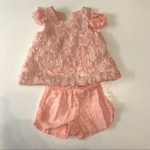 Isobella& Chloe cold shoulder top & shorts